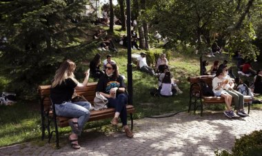 Türkiye'de halkın yüzde 85’ine göre en büyük sorun ekonomi | Araştırma