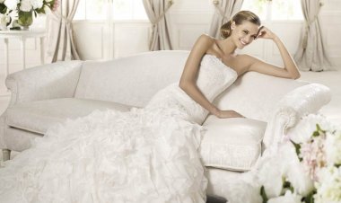 Pronovias Gelinlik Modelleri: Rüyalarınızı Süsleyen Tasarımlar