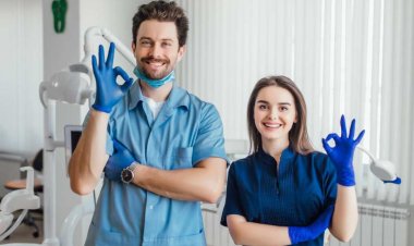 İstanbul'un en iyi 25 Diş Hekimi ve Klinik Bilgileri