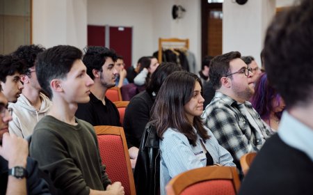 Koç Üniversitesi’nde Kuantum Yılı Zirvesi: Türkiye’yi Bölgesel Lider Yapma Hedefi