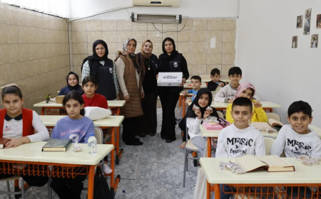 Hatay’da şehit öğretmenler unutulmadı: Mezarlıkta anlamlı tören